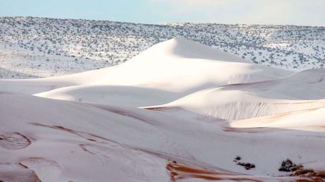 Pays Etranger - La neige en Algérie