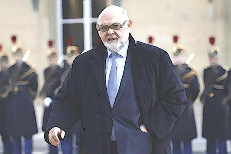 Le mystère Robert Hue