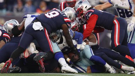 La NFL n’est toujours pas près d’introduire la technologie de placement de balle, après une autre semaine d’appels controversés Blog-1347133686.jpg