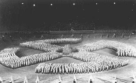 1935 - Le nazisme, et les fascismes. 2