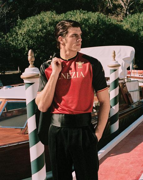 Le Venezia FC sort son 4ème jersey Le Venezia FC sort son 4ème jersey