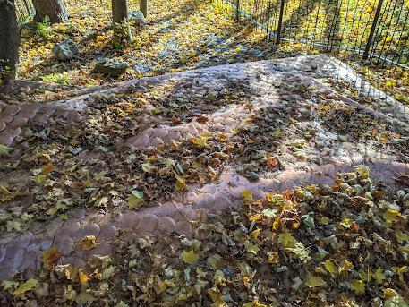 Hermann Levi's Grabstätte in Partenkirchen — 33 Fotos für eine Herbstsymphonie — Symphonie automnale pour la tombe de Hermann Levi