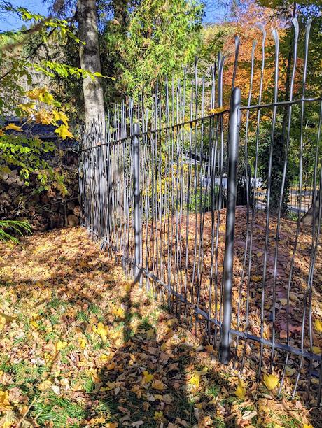 Hermann Levi's Grabstätte in Partenkirchen — 33 Fotos für eine Herbstsymphonie — Symphonie automnale pour la tombe de Hermann Levi