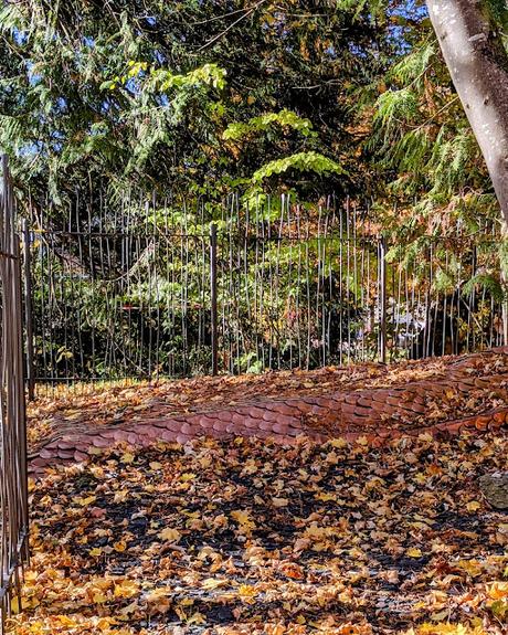 Hermann Levi's Grabstätte in Partenkirchen — 33 Fotos für eine Herbstsymphonie — Symphonie automnale pour la tombe de Hermann Levi