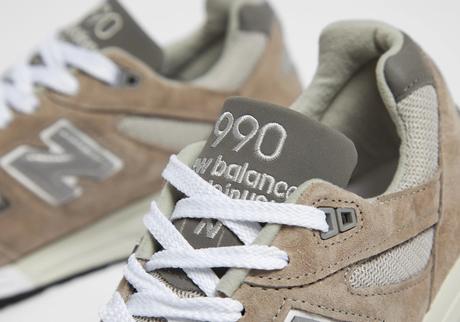 La New Balance 990v2 arrive dans le coloris Grey