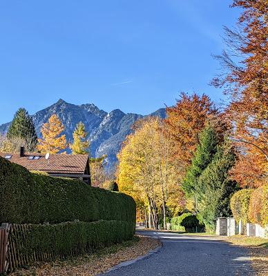 Auf den Höhen von Partenkirchen  — 35 Bilder / 35 photos — Sur les hauteurs de Partenkirchen