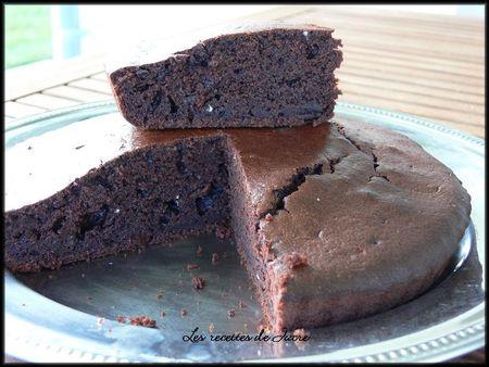 gâteau au chocolat, aux cougettes et à l'huile d'olive