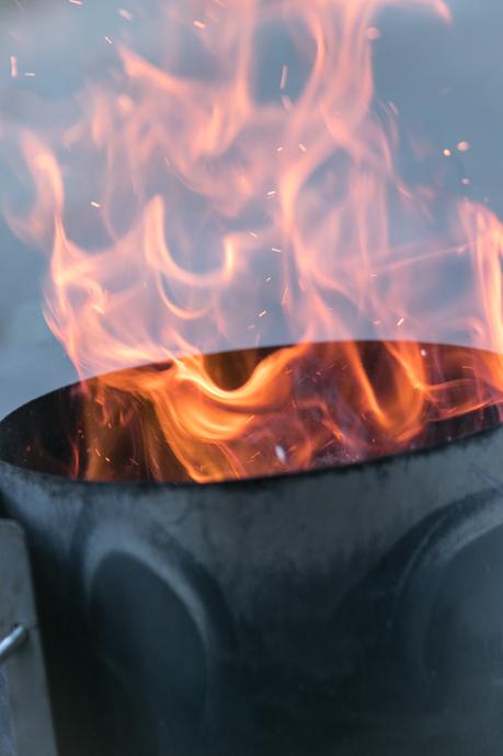Comment améliorer considérablement votre gril au charbon de bois