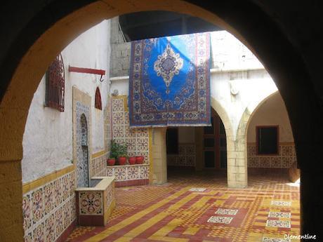 Voyage au Maroc - Fabrication d'huile d'argan et visite Essaouira Voyage au Maroc - Fabrication d'huile d'argan et visite Essaouira