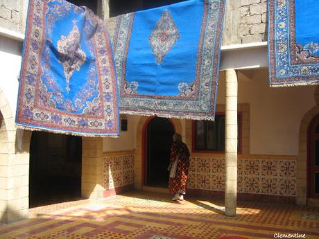 Voyage au Maroc - Fabrication d'huile d'argan et visite Essaouira Voyage au Maroc - Fabrication d'huile d'argan et visite Essaouira