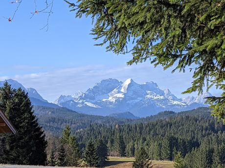 Die  Buckelwiesen bei Mittenwald — 30 Bilder /photos — Les prairies bosselées près de Mittenwald — Nov. 2021