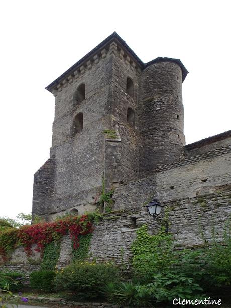 Séjour en Ariège - Camon et le Chateau de Lagarde Séjour en Ariège - Camon et le Chateau de Lagarde