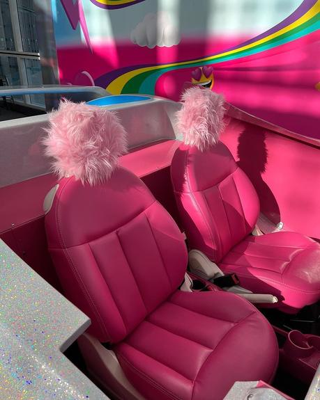 Barbie dévoile une voiture grandeur nature basée sur une Fiat 500