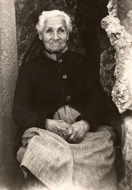 William Butler Yeats — Quand tu seras vieux (ou vieille) — When you are old William Butler Yeats — Quand tu seras vieux (ou vieille) — When you are old