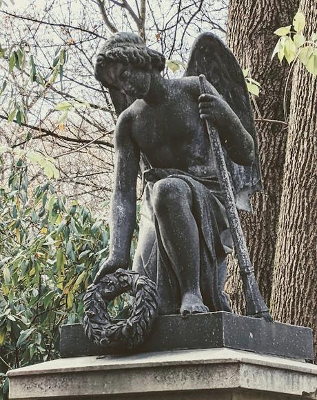 München — Die Engel des Ostfriedhofs — 30 Fotos — Les anges du cimetière de l'est de Munich