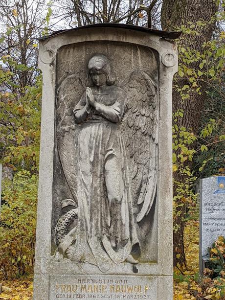 München — Die Engel des Ostfriedhofs — 30 Fotos — Les anges du cimetière de l'est de Munich