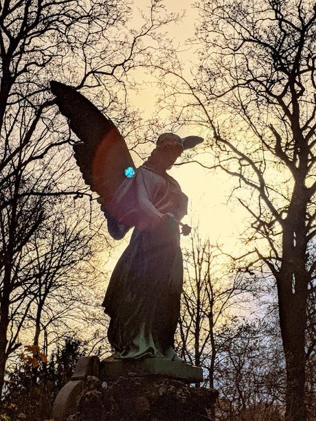 München — Die Engel des Ostfriedhofs — 30 Fotos — Les anges du cimetière de l'est de Munich