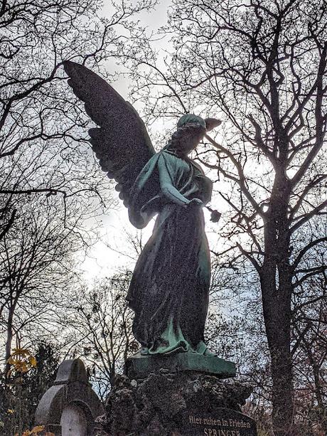 München — Die Engel des Ostfriedhofs — 30 Fotos — Les anges du cimetière de l'est de Munich
