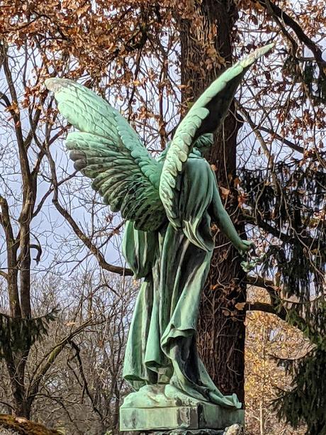 München — Die Engel des Ostfriedhofs — 30 Fotos — Les anges du cimetière de l'est de Munich