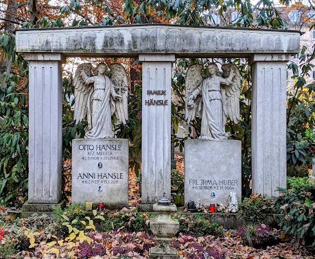 München — Die Engel des Ostfriedhofs — 30 Fotos — Les anges du cimetière de l'est de Munich