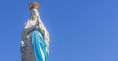 Après 20 ans de mariage, Marie leur donne un enfant