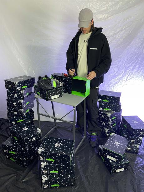 YouthOfParis tease sa adidas Campus