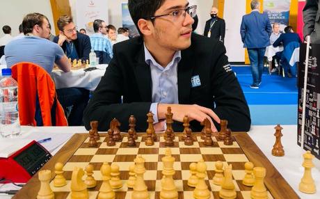 Chartres : à 18 ans, le prodige Alireza Firouzja devient numéro deux mondial des échecs