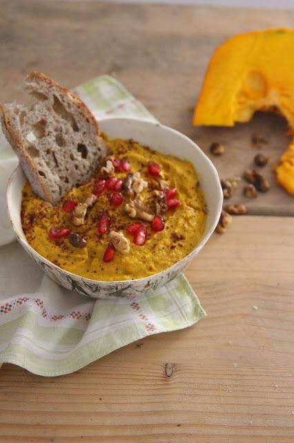 Cuillère et saladier : Tartinade courge - noix