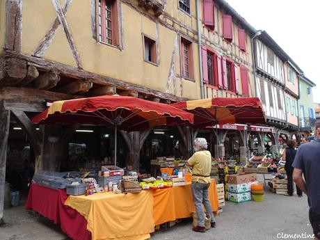 Séjour en Ariège - Marché de Mirepoix et Restaurant Le Grain de Sel Séjour en Ariège - Marché de Mirepoix et Restaurant Le Grain de Sel