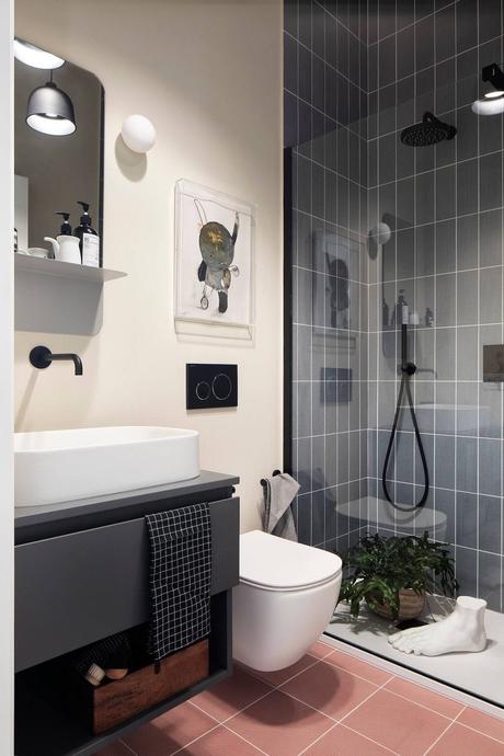 salle de douche déco homme grise noire blanche moderne