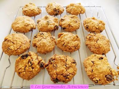 Biscuits faciles et rapides aux raisins secs (Vegan) Biscuits faciles et rapides aux raisins secs (Vegan)