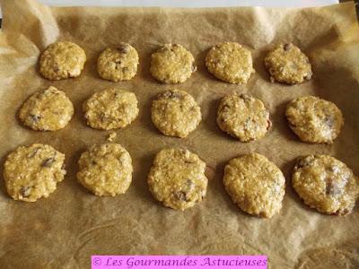Biscuits faciles et rapides aux raisins secs (Vegan) Biscuits faciles et rapides aux raisins secs (Vegan)