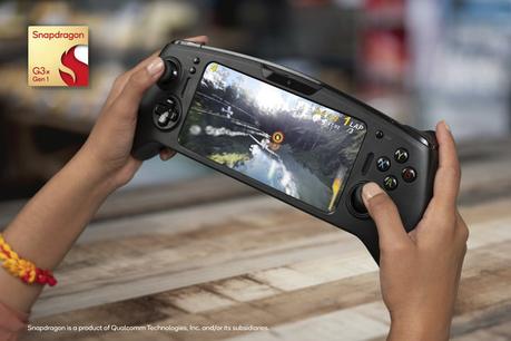 Un joueur utilisant un Snapdragon G3x.