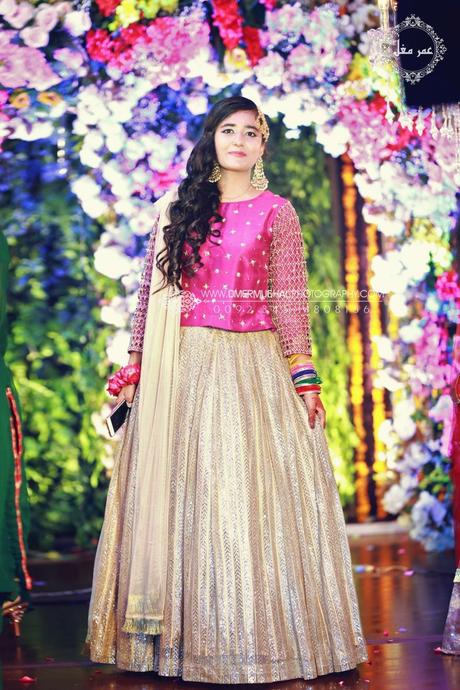 Brides Sister Cousin Mehndi Dress Pakistani Outfits Pakistani Fancy Dresses Fancy Dresses