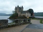 chateau dans cantal