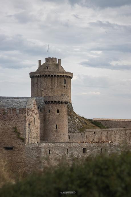 À la découverte du château de La Roche Goyon à  Fort La Latte