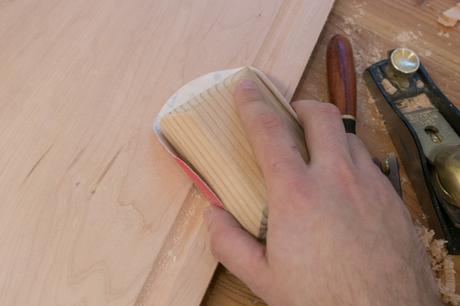 Planche à découper DIY – Comment fabriquer une très grande planche à découper pour la dinde ?