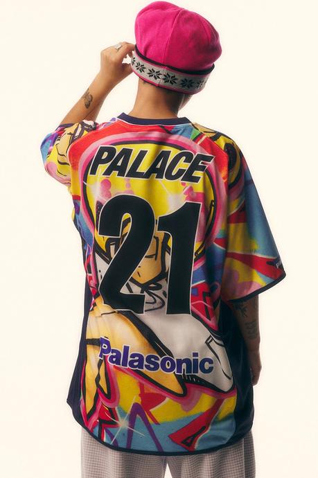 Palace annonce son drop Holiday 2021