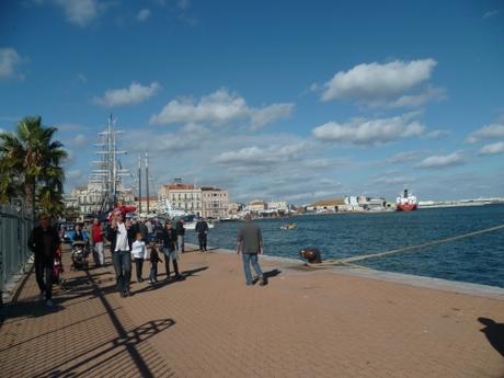 LE PLUS LONGTEMPS POSSIBLE vivre,mort,port,nuages,paysages