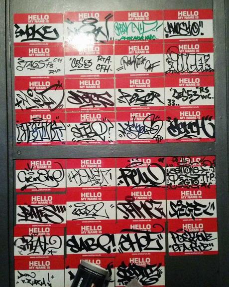 Comment le sticker est devenu un symbole des contre-cultures