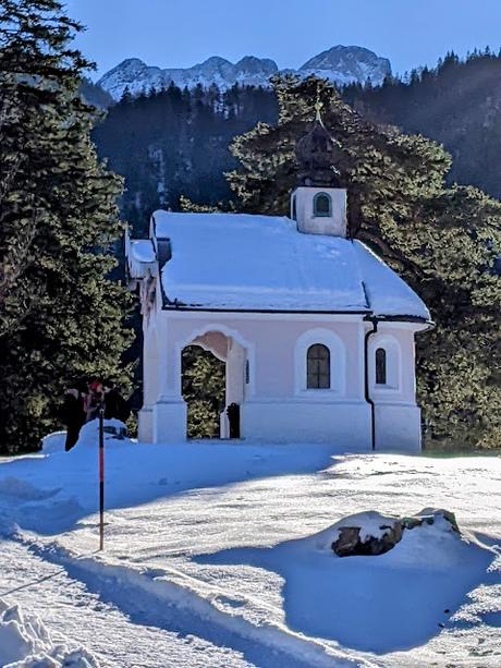 25 Fotos  Mittenwald — Lautersee — Ferchensee — Laintal — 4. Advent 2021