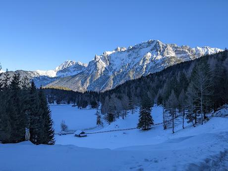 25 Fotos  Mittenwald — Lautersee — Ferchensee — Laintal — 4. Advent 2021