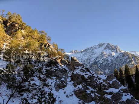 25 Fotos  Mittenwald — Lautersee — Ferchensee — Laintal — 4. Advent 2021