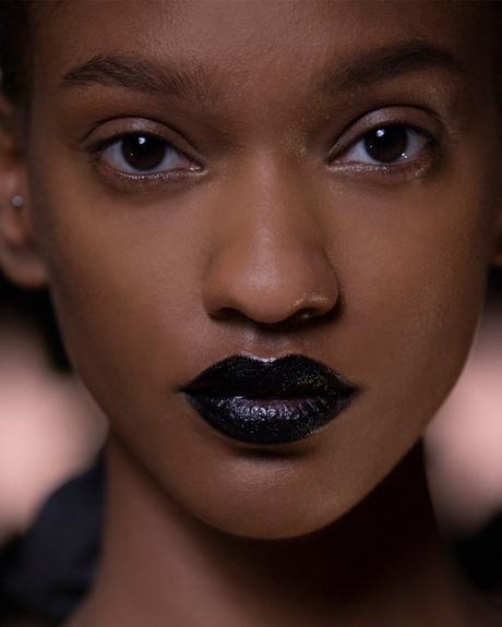GUCCI BEAUTY : LES LOOKS MAQUILLAGE DU DÉFILÉ GUCCI LOVE PARADE GUCCI BEAUTY : LES LOOKS MAQUILLAGE DU DÉFILÉ GUCCI LOVE PARADE