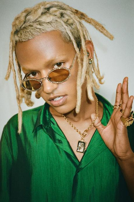 Swarovski Reveals Behind The Scenes of Collection II Swarovski Reveals Behind The Scenes of Collection II