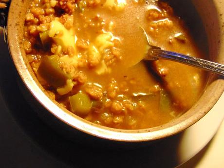 Soupe au Philly cheese-steak végétal Soupe au Philly cheese-steak végétal