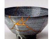 kintsugi, technique japonaise pour réparer objet sublimant cassures