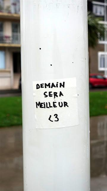 les ombres n'ont qu'à bien se tenir les ombres n'ont qu'à bien se tenir