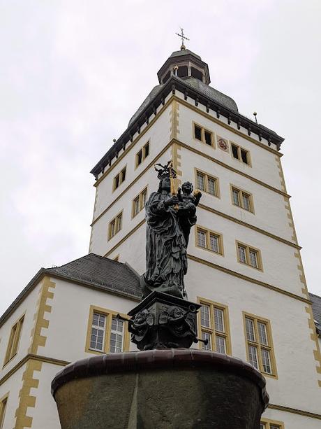 Un jour pluvieux à Paderborn en 50 photos / 50 Bilder — Regnerischer Tag in Paderborn