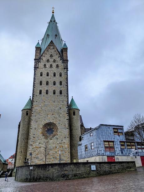 Un jour pluvieux à Paderborn en 50 photos / 50 Bilder — Regnerischer Tag in Paderborn